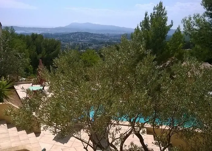 Le Baou アパート ツーロン